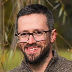 Headshot of Michael Varrieur
